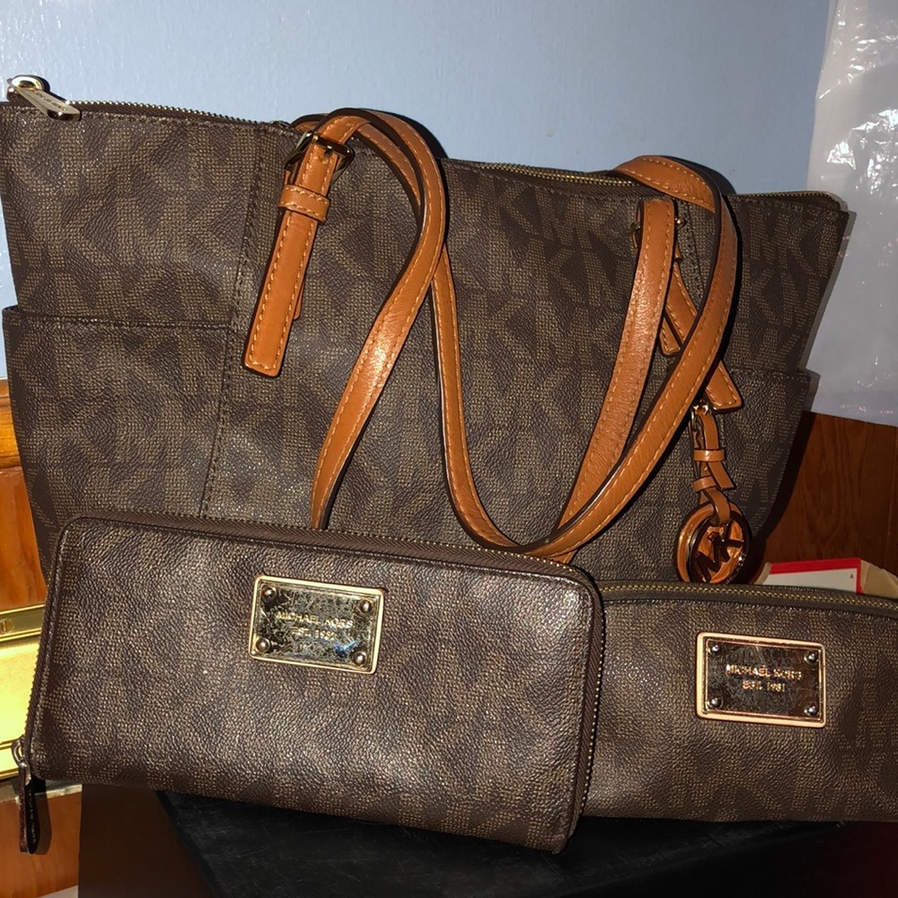 Michael Kors purse, wallet and cosmetic bag